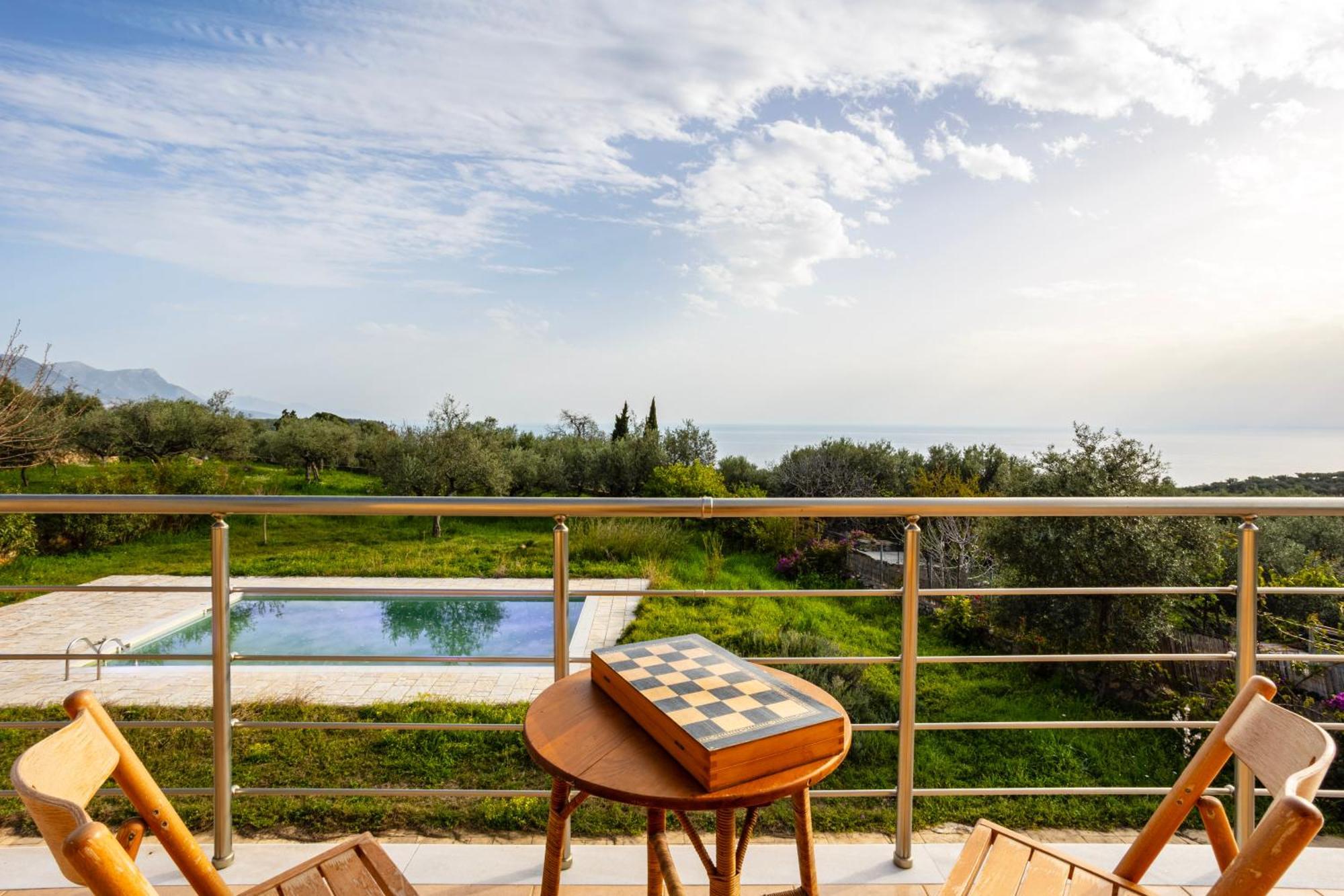 Villa Eleni - Private Pool Bliss Near Kardamili Proástion Buitenkant foto